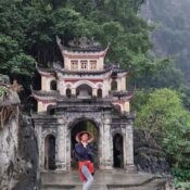 Lokale Reiseleiterin Huyen in Vietnam - Bild Simona Mona 2024