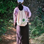 Reiseleiterin in Bhutan. Bild: Katja Tremel